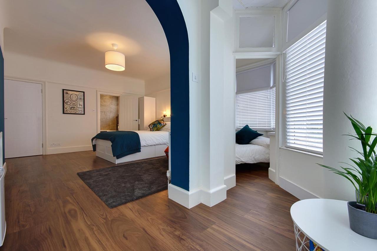 Large En-Suite By The Beach Bournemouth Eksteriør billede