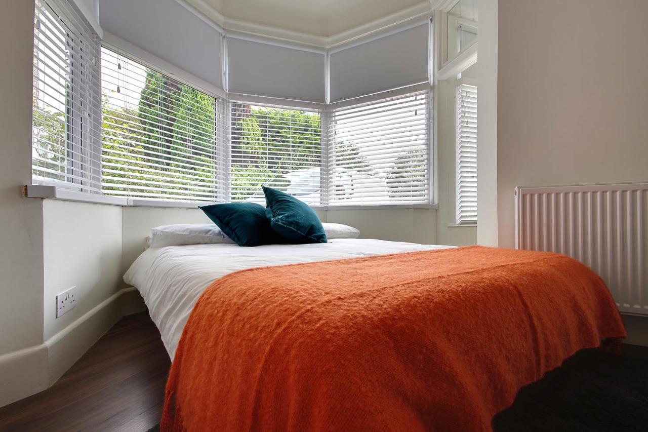 Large En-Suite By The Beach Bournemouth Eksteriør billede
